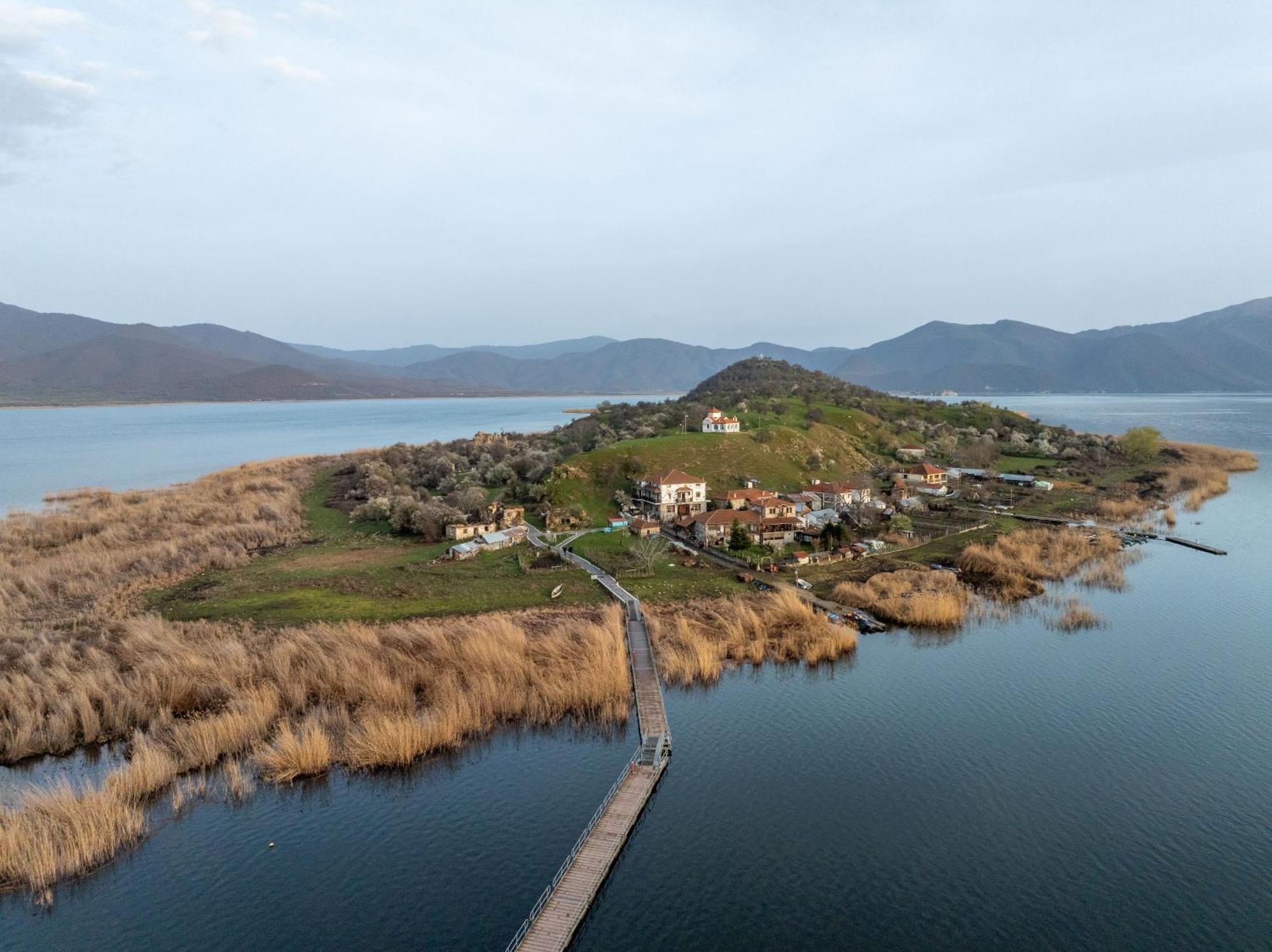 Prespes Lake View Family Apartment Florina Esterno foto